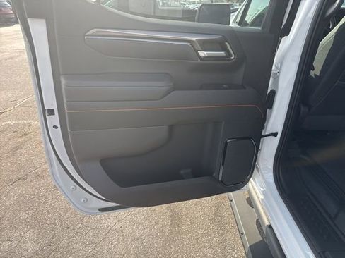 Used 2022 GMC Sierra 1500 AT4 w/ AT4 Preferred Package image 34