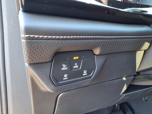 New 2026 Volkswagen Atlas SE AWD/4WD image 11