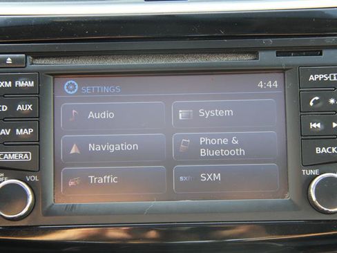 Used 2018 Nissan Sentra SR w/ Premium Package (P02) FWD image 31