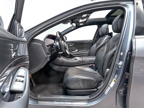 Used 2019 Mercedes-Benz S 560 4MATIC Sedan w/ Premium Package image 6