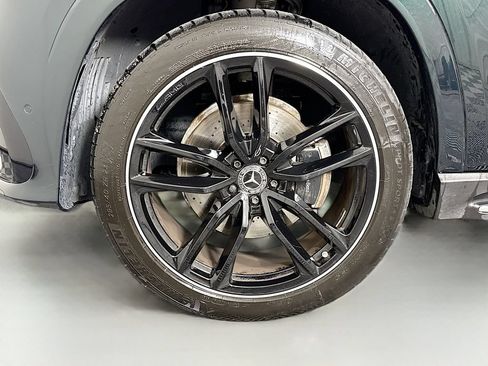 Used 2024 Mercedes-Benz GLS 580 4MATIC w/ Night Package image 35