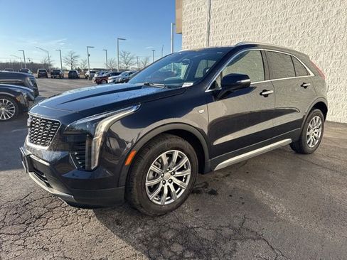 Used 2023 Cadillac XT4 Premium Luxury w/ Cold Weather Package image 3