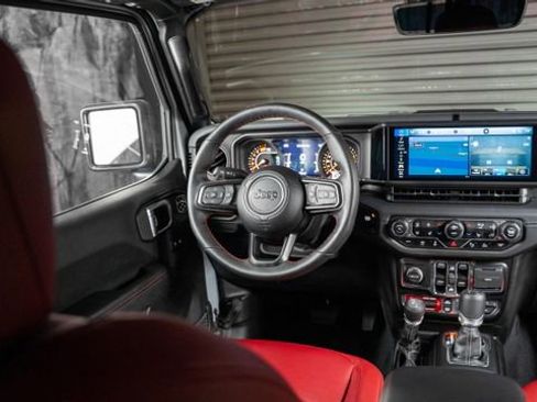 Used 2024 Jeep Wrangler Unlimited Rubicon 392 image 4