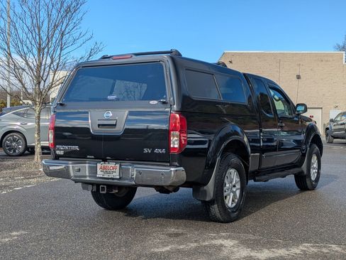 Used 2018 Nissan Frontier SV w/ Value Truck Package image 4