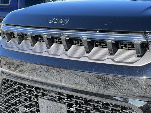 New 2026 Jeep Grand Wagoneer Limited w/ Premium Group II image 41