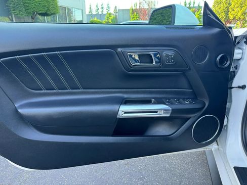 Used 2017 Ford Mustang GT Premium w/ Equipment Group 401A RWD image 46
