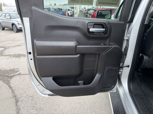 Used 2022 Chevrolet Silverado 1500 LT image 20