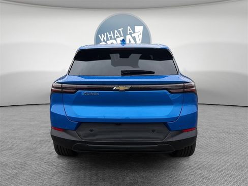 New 2026 Chevrolet Equinox EV LT image 4