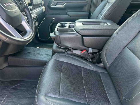 Used 2022 GMC Sierra 1500 SLT AWD/4WD image 13
