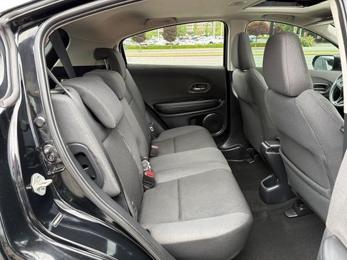 Used 2019 Honda HR-V EX image 22