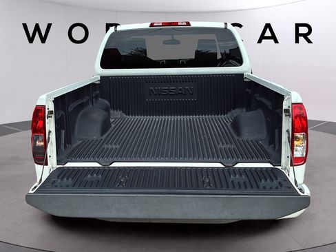 Used 2018 Nissan Frontier S RWD image 19