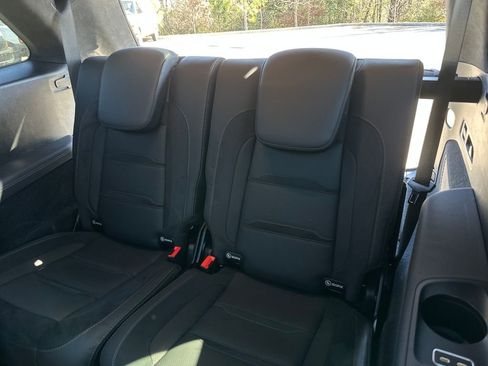 Certified 2025 Mercedes-Benz GLS 63 AMG 4MATIC image 35