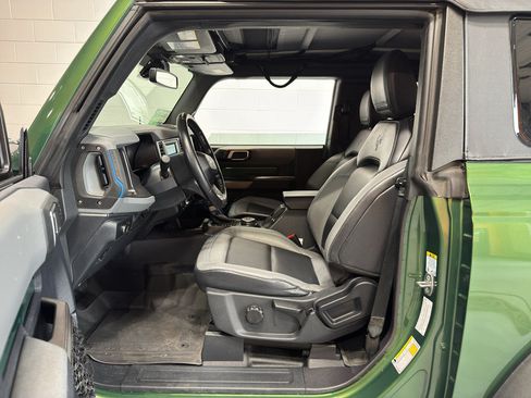 Used 2022 Ford Bronco Black Diamond AWD/4WD image 10