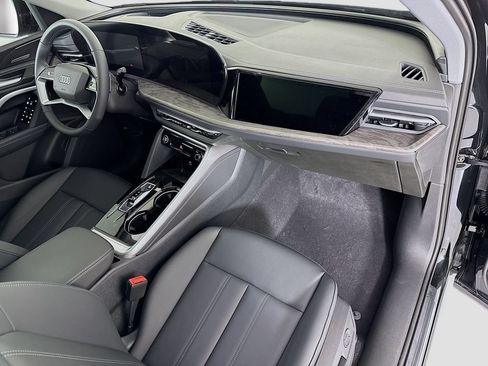 Used 2026 Audi Q5 Premium Plus AWD/4WD image 19