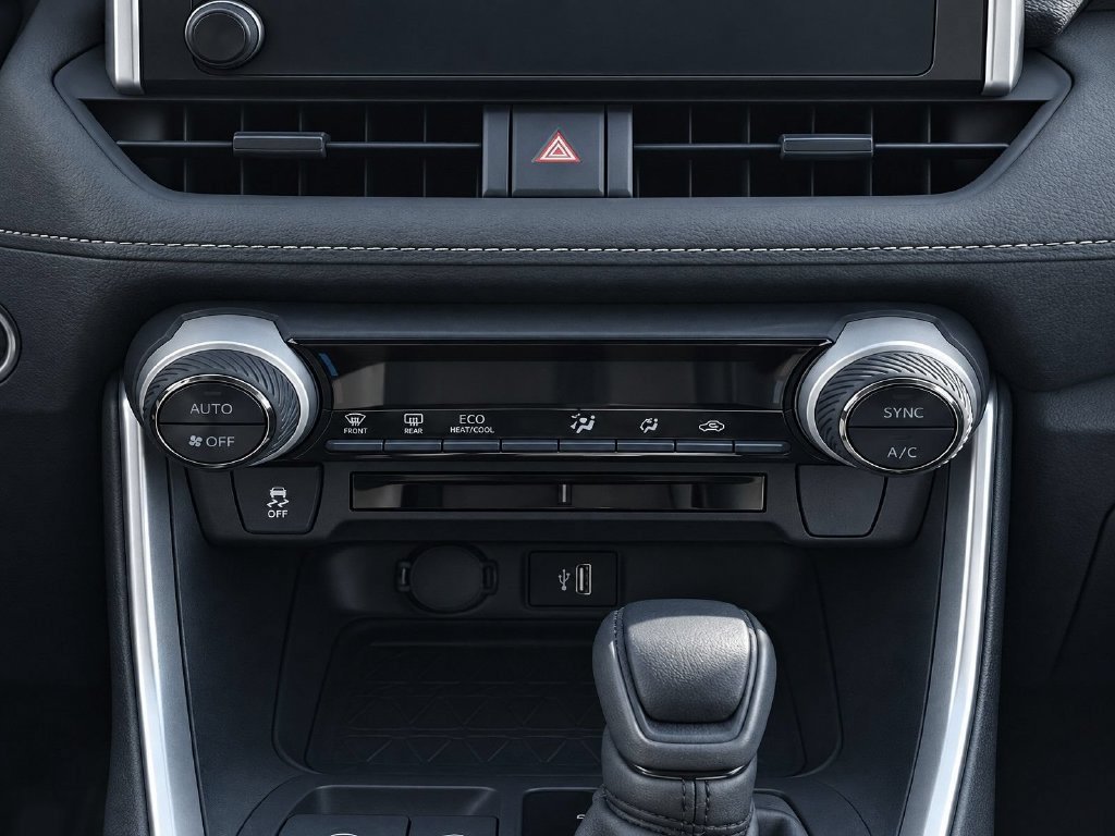Certified 2025 Toyota RAV4 XLE AWD/4WD image 9