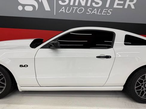 Used 2013 Ford Mustang GT Premium w/ Comfort Pkg image 15