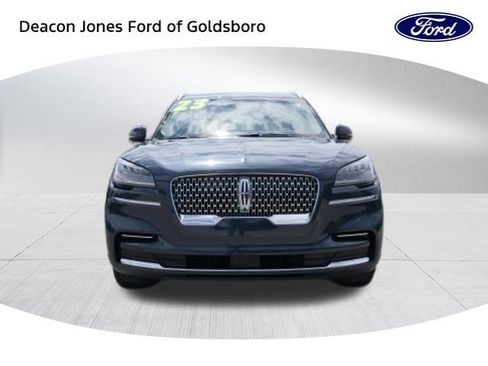 Used 2023 Lincoln Aviator Reserve w/ Equipment Group 201A image 8