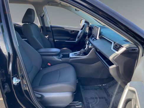 Used 2025 Toyota RAV4 LE image 15