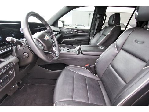 Used 2021 Cadillac Escalade Sport w/ Driver Assist Tech Package AWD/4WD image 6