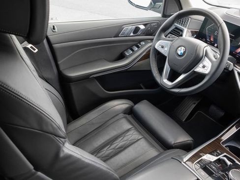 Used 2026 BMW X7 xDrive40i AWD/4WD image 24