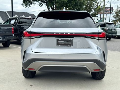Used 2025 Lexus RX 350 Premium w/ Accessory Package (Z1) FWD image 9