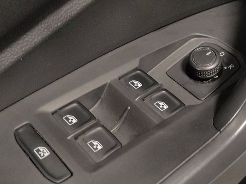 Used 2019 Volkswagen Jetta S FWD image 27