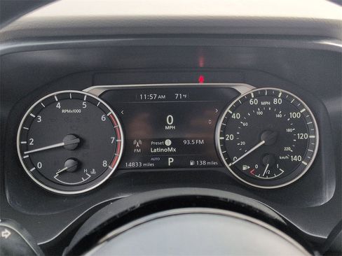 Used 2023 Nissan Rogue SV image 10