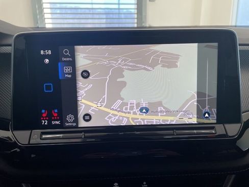 Used 2024 Volkswagen Atlas Cross Sport SEL Premium R-Line image 19