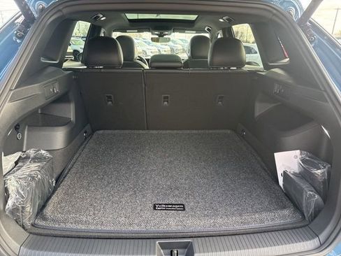 New 2026 Volkswagen Tiguan SE R-Line AWD/4WD image 24