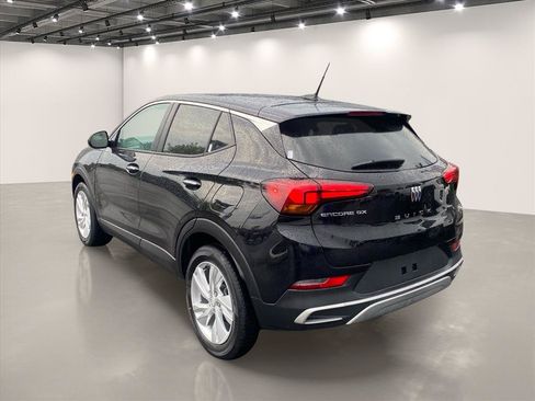 Used 2024 Buick Encore GX Preferred FWD image 5