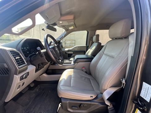 Used 2019 Ford F150 XLT w/ Equipment Group 302A Luxury AWD/4WD image 22