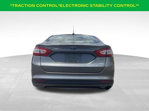 Used 2014 Ford Fusion SE FWD image 8