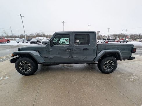 New 2026 Jeep Gladiator Sport image 7