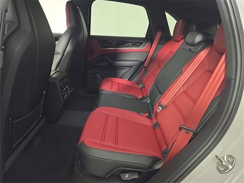 New 2026 Porsche Cayenne Turbo image 15