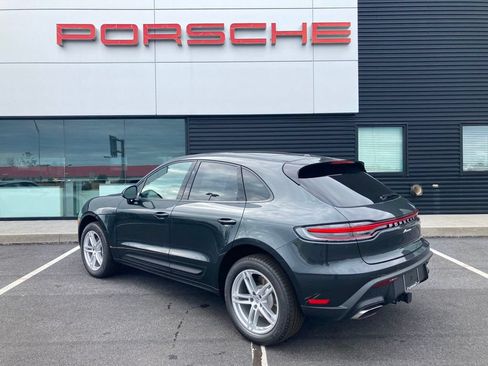 Used 2026 Porsche Macan AWD/4WD image 3