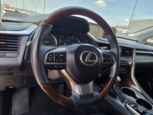 Used 2017 Lexus RX 350 FWD w/ Premium Package image 9