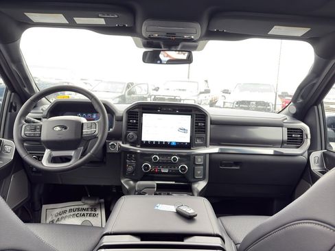 Used 2025 Ford F150 Lariat w/ Equipment Group 501A Mid image 25