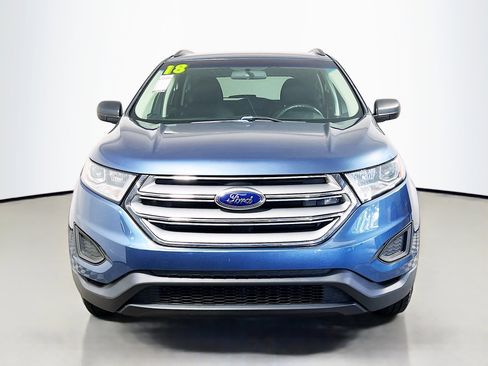 Used 2018 Ford Edge SE image 11