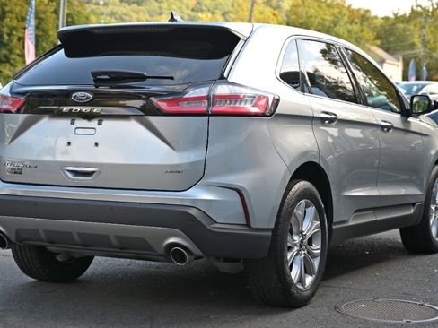 Used 2024 Ford Edge Titanium image 7