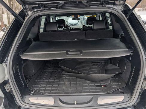 Used 2015 Jeep Grand Cherokee Overland AWD/4WD image 27