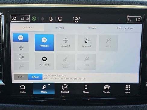 Used 2024 Chrysler Pacifica Touring-L image 23