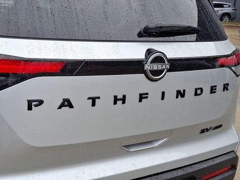 Certified 2024 Nissan Pathfinder SV w/ Black Appearance Package AWD/4WD image 30