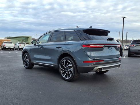 Used 2023 Lincoln Corsair Reserve w/ Equipment Group 201A image 24