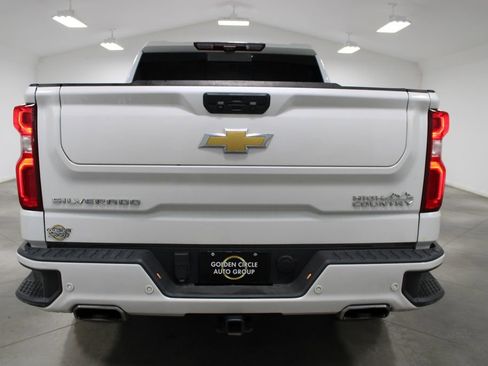 Used 2023 Chevrolet Silverado 1500 High Country w/ High Country Premium Package AWD/4WD image 8