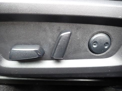 Used 2022 Mitsubishi Outlander SE image 19