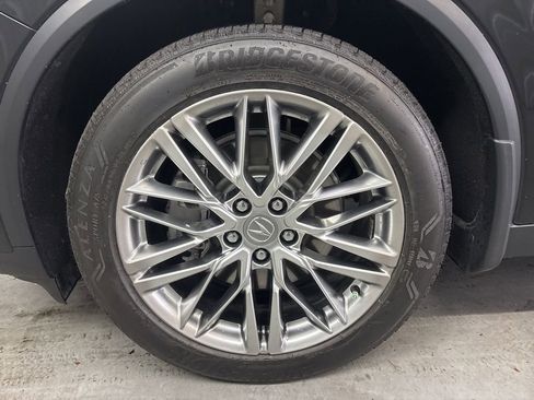 Used 2022 Acura MDX SH-AWD w/ Advance Package image 9