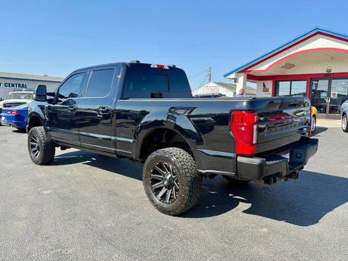 Used 2021 Ford F250 Platinum w/ FX4 Off-Road Package AWD/4WD image 3