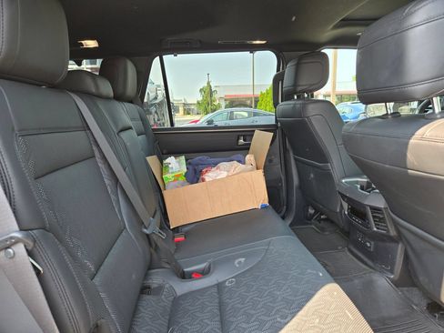 Used 2025 Toyota Sequoia Limited w/ TRD Off-Road Package AWD/4WD image 7