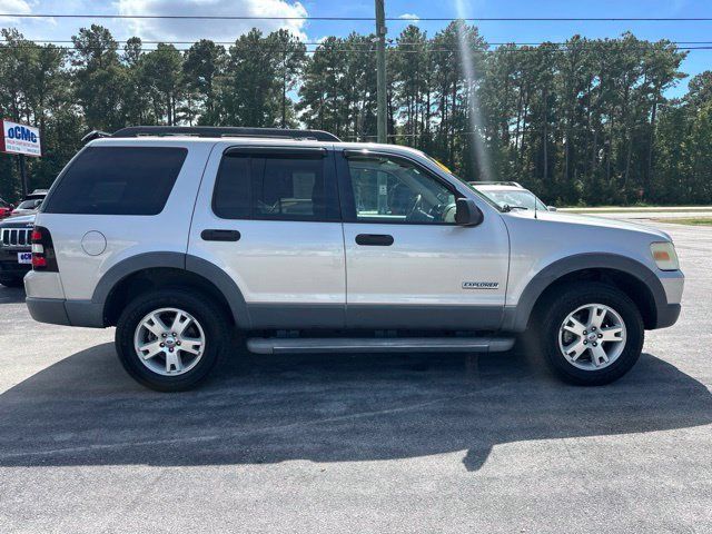 Used 2006 Ford Explorer XLT AWD/4WD image 7