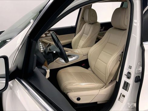 Certified 2021 Mercedes-Benz GLS 450 4MATIC image 21